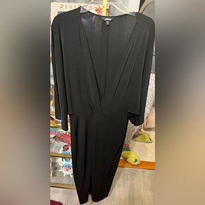 Black v neck dress